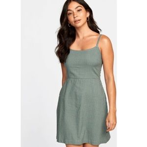 🔥🔥RVCA - TWIGG DRESS🔥🔥